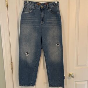 Pilcro Distressed Barrel Jeans